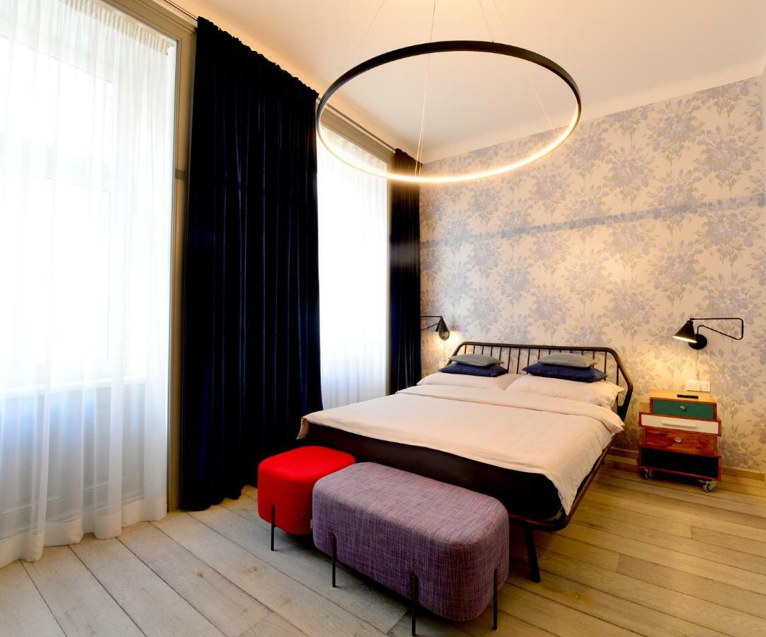 Chic And Modern In Hip Area Apartment Wien